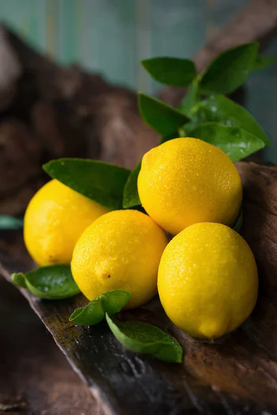 Zátiší Zralých Citronů Dřevěné Pozadí — Stock fotografie