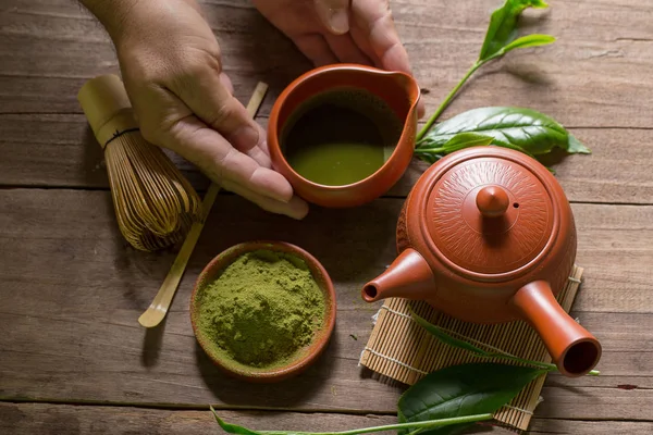 Organik yeşil Matcha çay töreni kümesi