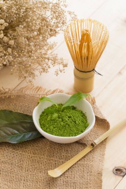 Organik yeşil Matcha çay töreni kümesi