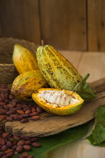 Raw Cacao Pods Wooden Background — Stock Photo, Image