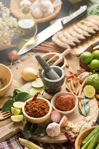 Surtido Comida Tailandesa Ingredientes Cocina Mesa Madera —  Fotos de Stock