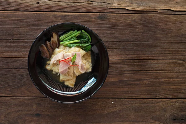 Fried Big Noodle Topped Chinese Kale Marinated Pork Soup Mushroom — Stock Photo, Image