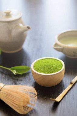 Organik yeşil Matcha çay töreni kümesi