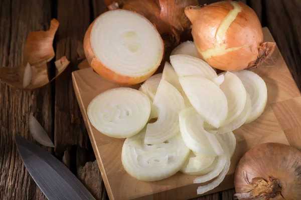 Sliced Fresh Onion Wooden Background — Stock Photo, Image