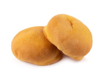 Beyaz bir arka plan üzerinde izole pişmiş ekmek.