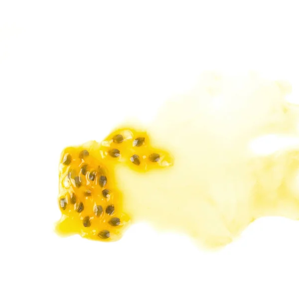 Φρούτα Του Πάθους Απομονωμένα Λευκό Φόντο Πάνω Όψη — Φωτογραφία Αρχείου