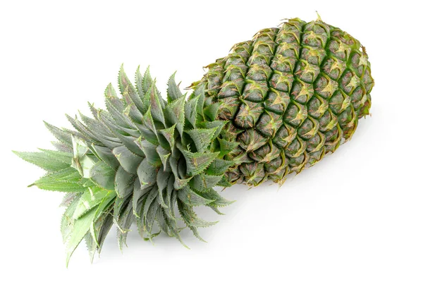 Single whole pineapple isolated on a white background — Stock Photo, Image