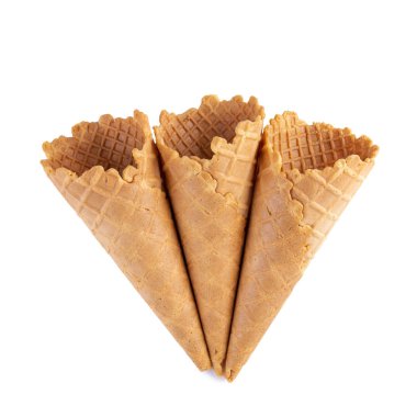 Waffle dondurma koni beyaz arka plan üzerinde izole.