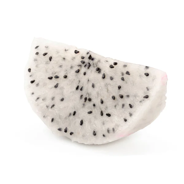 Φέτες του Δράκου φρούτα ή pitaya απομονωθεί σε λευκό φόντο. — Φωτογραφία Αρχείου