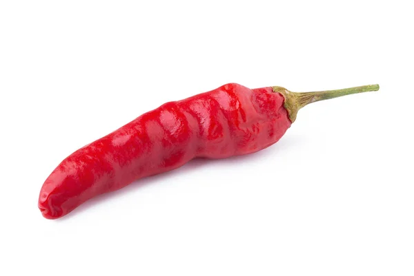Pimenta vermelha seca ou pimenta caiena isolada em backg branco — Fotografia de Stock