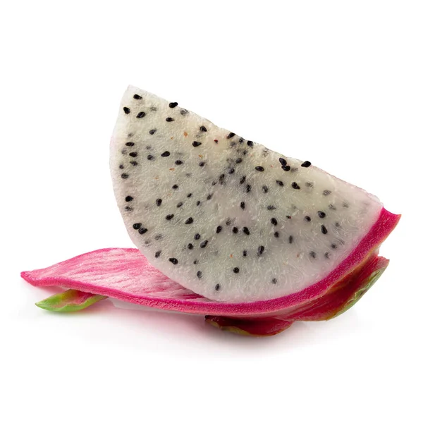 Gesneden Dragon fruit of Pitaya geïsoleerd op witte achtergrond. — Stockfoto