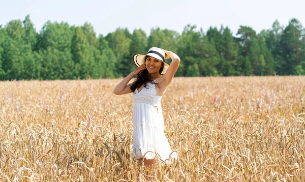 Portrait Beautiful Young Woman Dress Wheat Field — Stock Photo, Image