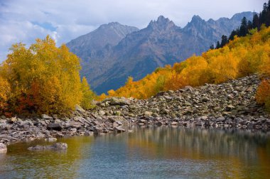 Baduk Gölü, Dombay, Sonbahar.
