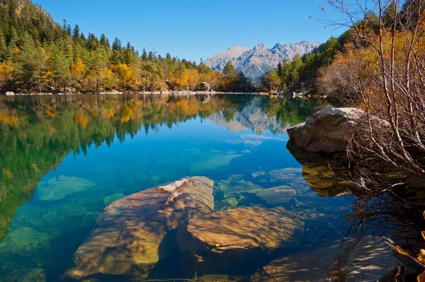 Üçüncü Baduk Gölü, Dombay, Sonbahar.