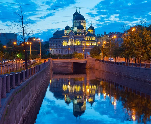 Μονή Αγίου Ιωάννη Ποταμός Καρπόβκα Αγία Πετρούπολη — Φωτογραφία Αρχείου
