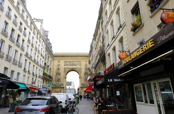 París Francia Agosto 2018 Porte Saint Denis Visto Desde Rue — Foto de Stock