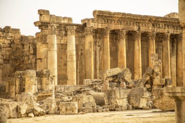 Roma antik Heliopolis tapınak karmaşık mahveder. Baalbek, Bekaa Vadisi, Lübnan.