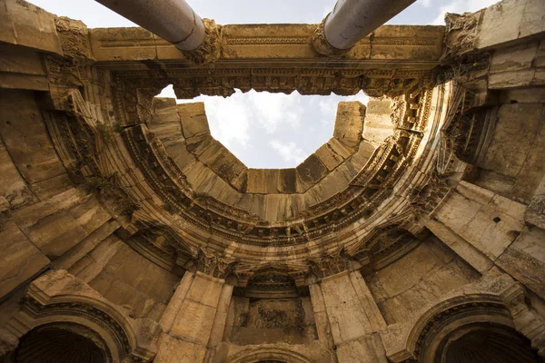 Rzymskie Ruiny Starożytnej Świątyni Heliopolis Złożonych Baalbek Dolina Bekaa Liban — Zdjęcie stockowe