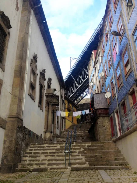 Porto Portugal Janeiro 2018 Vista Rua Sobre Belos Edifícios Antigos — Fotografia de Stock