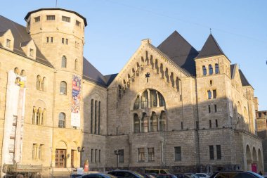Poznan, Polonya - 05 Aralık 2018: Eski Imperial Castle Poznans önde gelen tiyatro kültürel kurumların biri. Poznan, Polonya