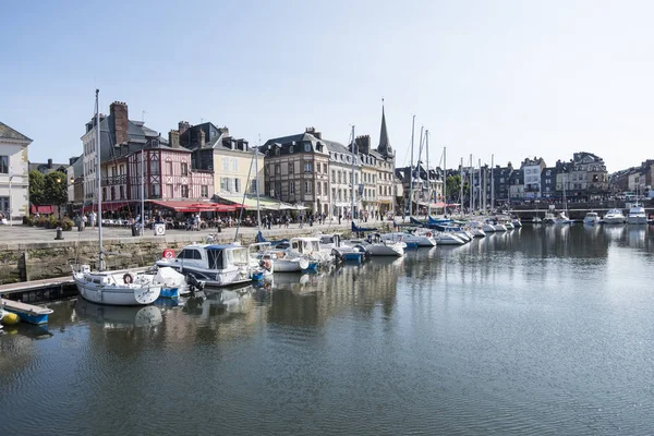 Honfleur Francia Agosto 2018 Famoso Puerto Viejo Honfleur Normandía Francia — Foto de Stock