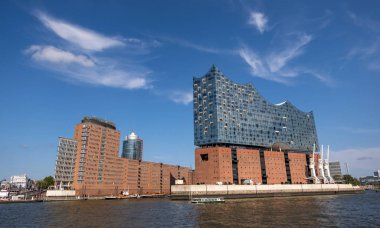 Elbphilharmonie, Hamburg liman Elbe Nehri üzerinde konser salonunda. Hamburg, Almanya