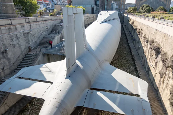 Nükleer denizaltı Le Redoutable Fransız Donanması Cite de la Mer, Cherbourg denizcilik müzesinde. Fransa