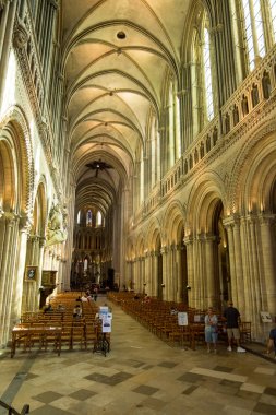 Bayeux'lu Notre-Dame Katedrali'nin iç manzarası. Calvados bölümü, Normandiya, Fransa