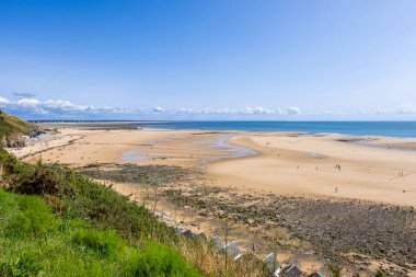 Tatil kasabası Barneville-Carteret, Normandiya, Fransa'daki plaj