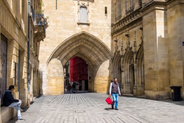 La Grosse Cloche veya Bordeaux Büyük Çan, Fransa