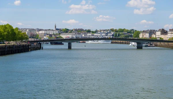 A Loire-folyótól, Nantes, Franciaország — Stock Fotó