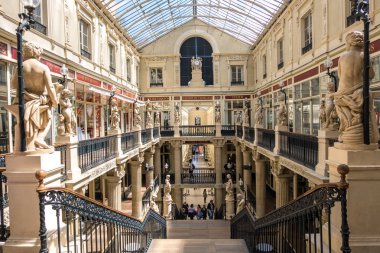Passage Pommeraye, Fransa'nın Nantes kentinde bulunan bir alışveriş merkezidir.