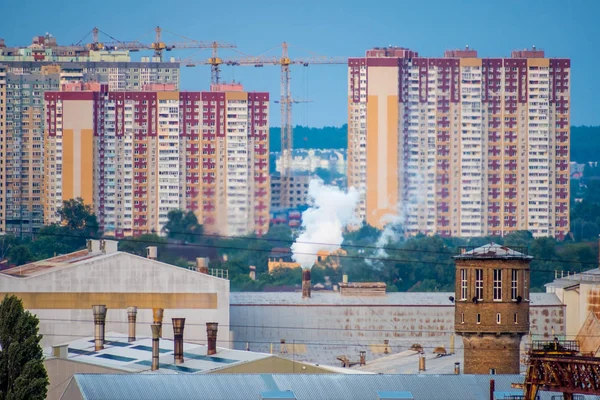 Construção de novo complexo residencial moderno em Kiev, Ucrânia — Fotografia de Stock