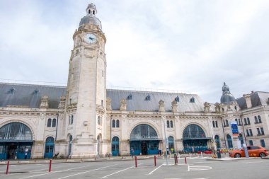 Gare de La Rochelle, Fransa'nın La Rochelle kentinde bulunan ana tren istasyonudur.