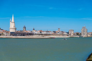 La Rochelle tarihi bölümünde Fener Kulesi