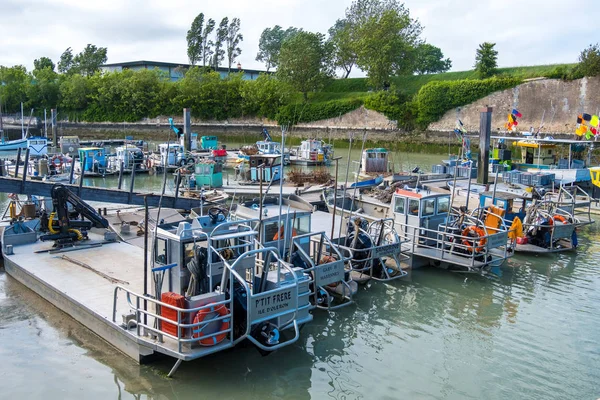 Port Le Chateau d'Oleron na wyspie Oleron we Francji — Zdjęcie stockowe