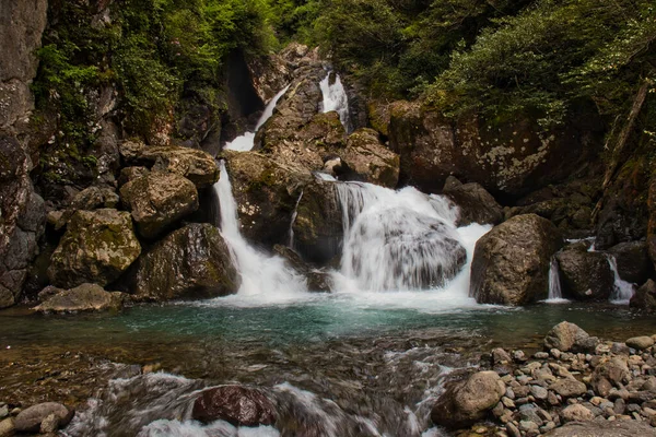 Ghunji Wasserfälle Samegrelo Nationalpark Georgien Geplant lizenzfreie Stockbilder