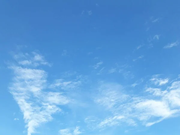 Cielo Azul Fondo Con Nubes — Foto de Stock