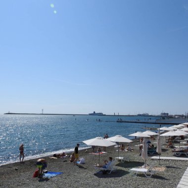 Yazın kumsal ve deniz