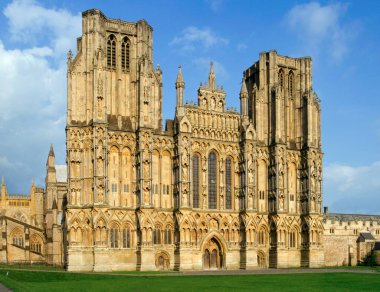 Tarihi Wells Katedrali 'nde akşam güneşi, Somerset, İngiltere