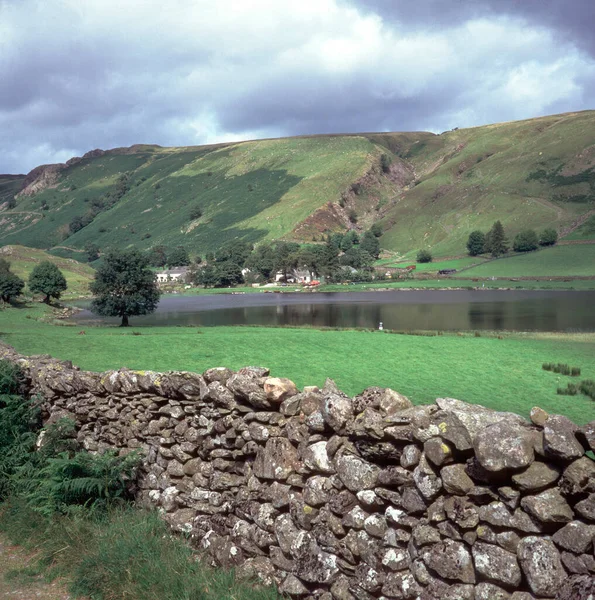 Watendlath Tarn Lake District Камбрия Англия Великобритания Европа — стоковое фото