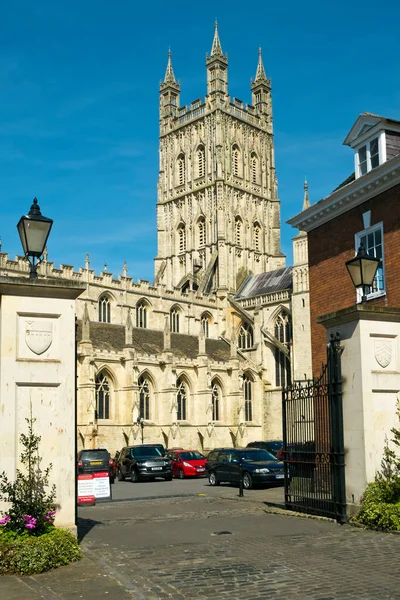 Detalle Arquitectónico Las Inmediaciones Catedral Gloucester Bajo Sol Primavera Gloucestershire — Foto de Stock