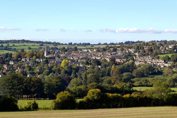 Pierwsze Oznaki Jesiennego Koloru Drzewach Wokół Malowniczej Wioski Cotswold Painswick — Zdjęcie stockowe