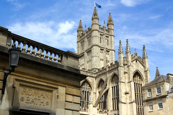 Abbaye Bath Avec Détail Bain Romain Dans Ville Patrimoine Mondial — Photo