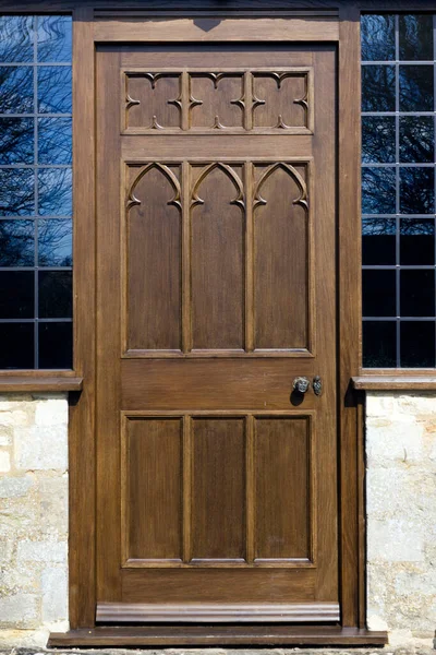 Puerta Delantera Decorativa Con Ventanas Lado — Foto de Stock