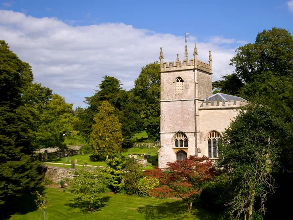 英国格洛斯特郡Alderley Gloucestershire Europe的漂亮的传统小乡村教堂 — 图库照片