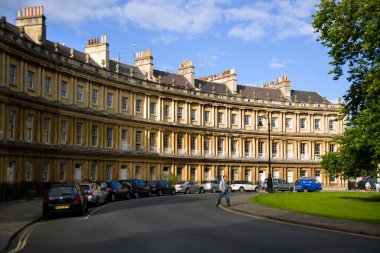 Bath, İngiltere - 20 Ağustos 2010: The Circu 'da tarihi teraslı evler