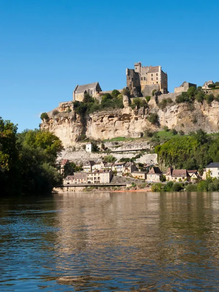 Beynac Cazenac Franciaország 2015 Szeptember Kajaktúra Dordogne Folyón Beynac Cazenac — Stock Fotó