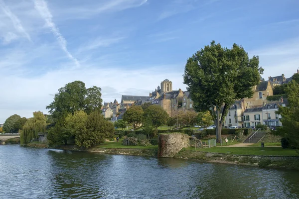 Mans France October 2017 View River Sarthe Old Town Sunshine — 스톡 사진