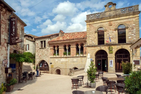 Penne Agenais France June 2018 Empty Cafe Tables Chairs Wait — стоковое фото